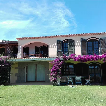 Holiday home Villino Bouganville Cannigione